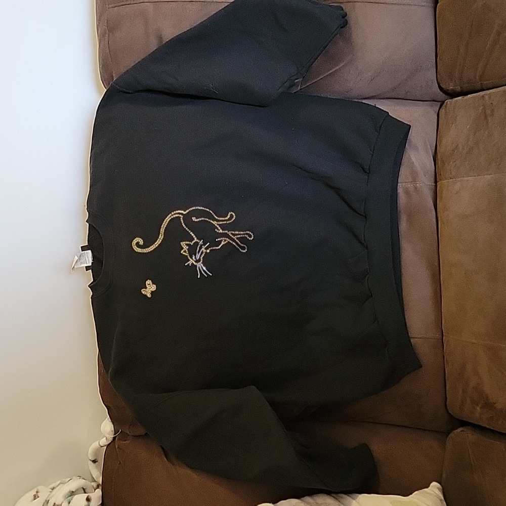 Cat sweatshirt